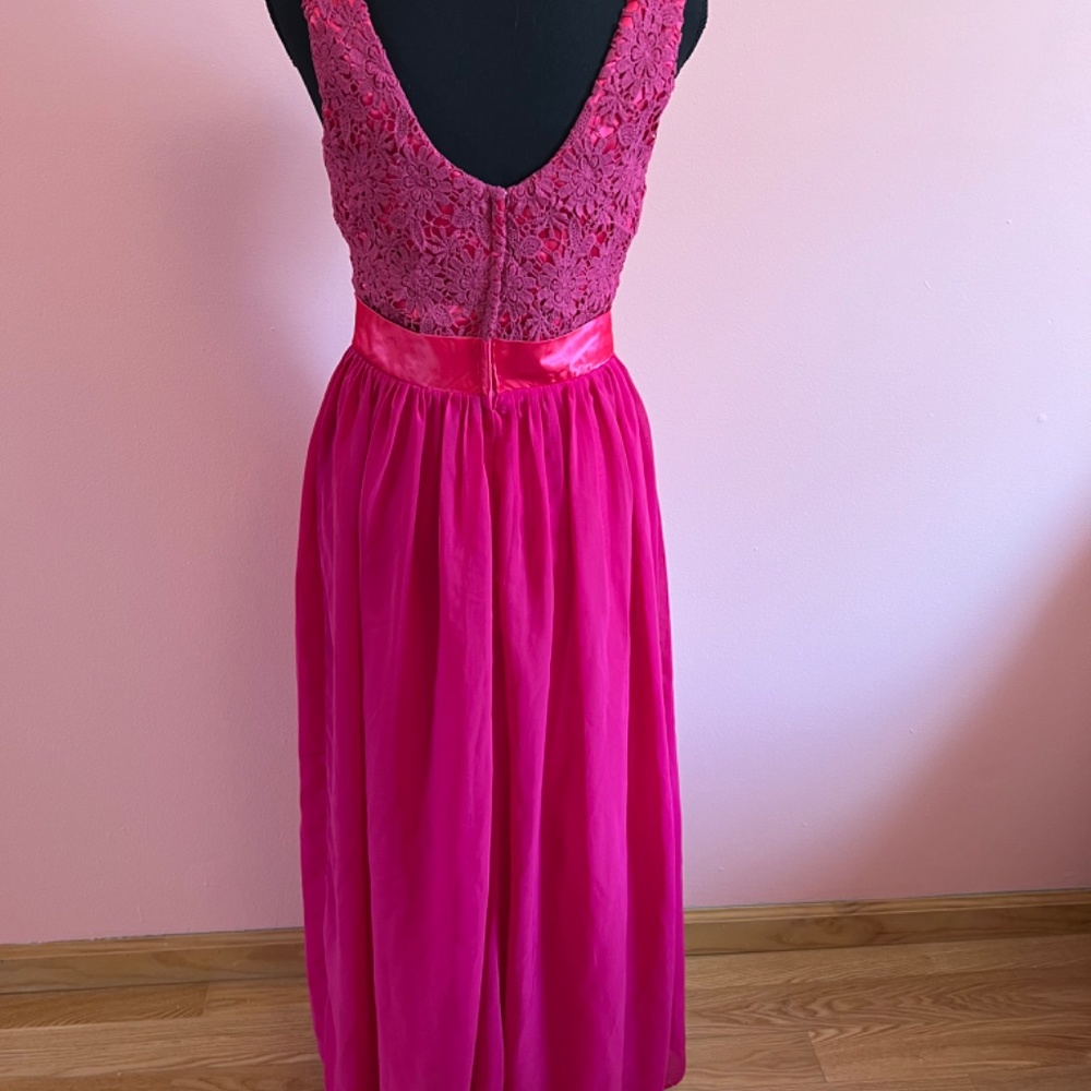 Dress - Picture 2 of 9